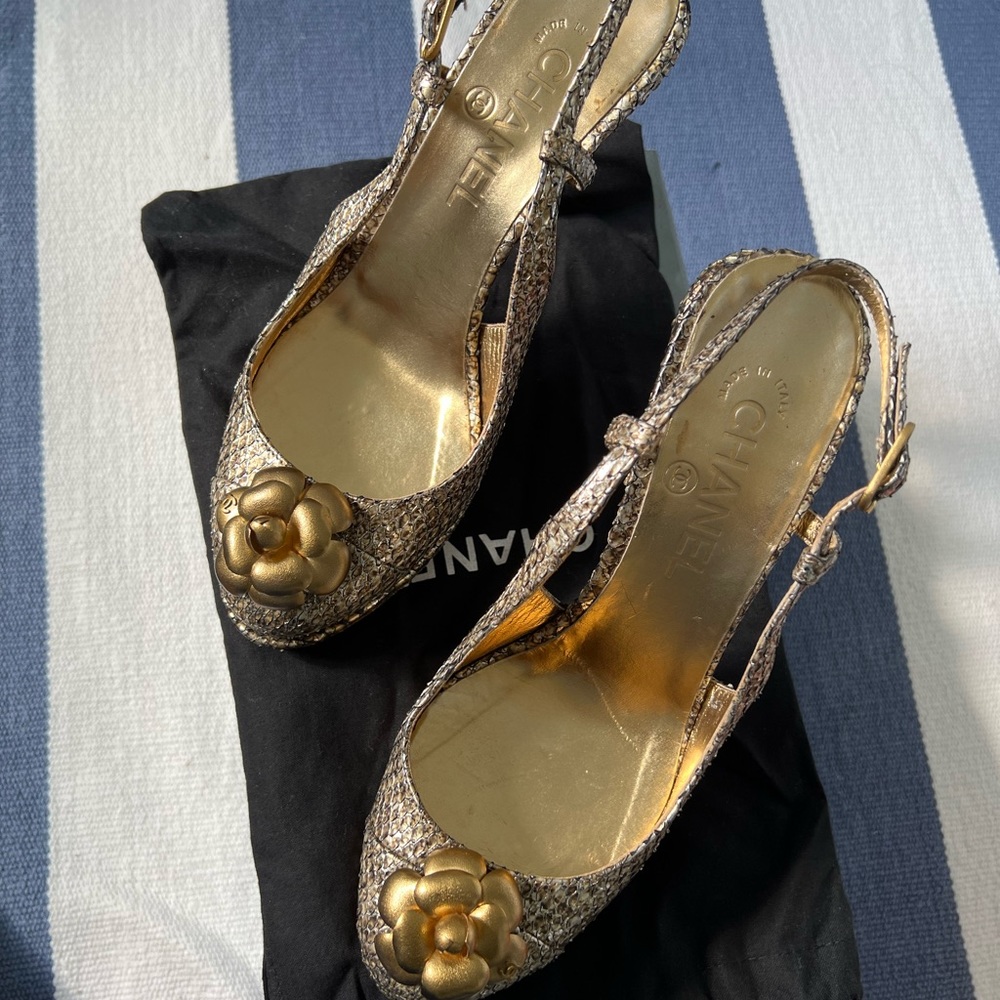 Chanel shoes size 38 1/2 C
